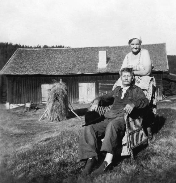 Johan och Kristina sommaren 1945 tre veckor innan Johan dog